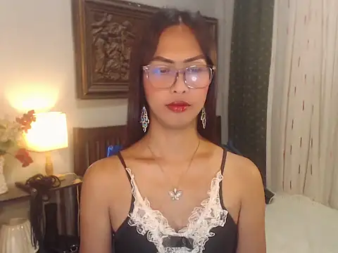 Nathalieheartt online show from 15, 7, 2026