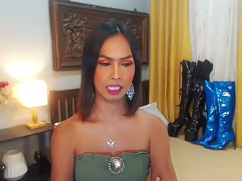 Nathalieheartt online show from 23, 9, 2025