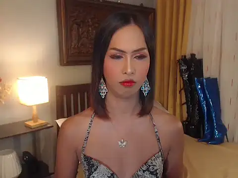 Nathalieheartt online show from 8, 10, 2025