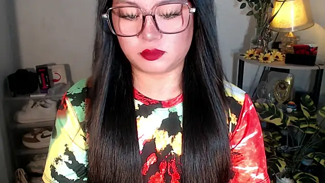 Snapshot of YourSweet-mich chatting on 28, 11, 2025 YourSweet-mich online show from 28, 11, 2025