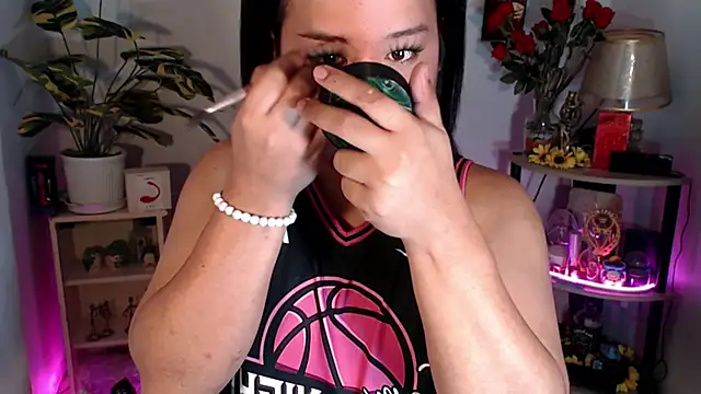 Snapshot of YourSweet-mich chatting on 27, 9, 2025 YourSweet-mich online show from 27, 9, 2025