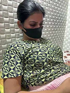 Hot Jaanvi  online show from 15, 4, 2026