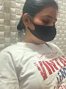 Hot Jaanvi  online show from 23, 4, 2026