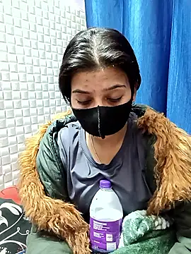 Hot Jaanvi  online show from 5, 12, 2025