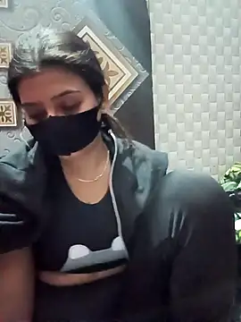 Hot Jaanvi  online show from 3, 12, 2025