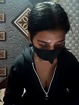 Hot Jaanvi  online show from 5, 12, 2025