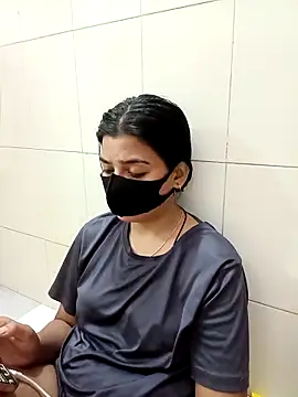 Hot Jaanvi  online show from 5, 10, 2025