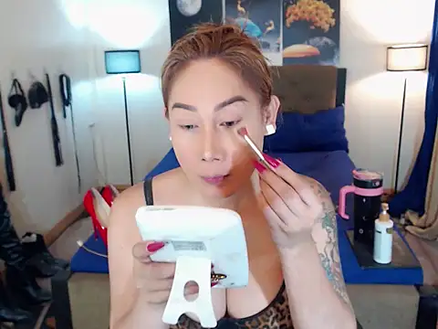 Allysonevanns online show from 11, 2, 2026