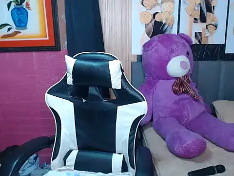 Snapshot of Raffa_ella69 chatting on 2, 3, 2026 Raffa ella69 online show from 2, 3, 2026