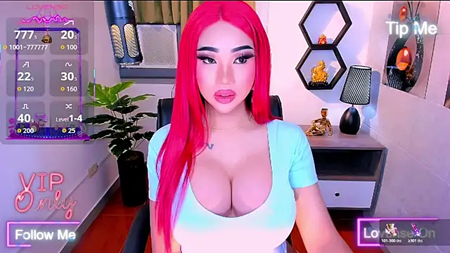 TriciaCumLoader online show from 2, 4, 2026