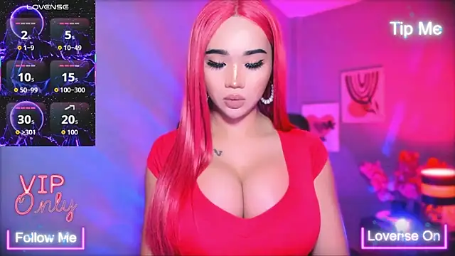 TriciaCumLoader online show from 5, 2, 2026