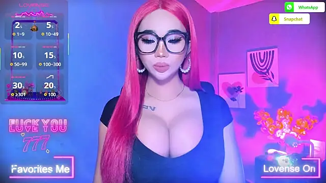 TriciaCumLoader online show from 7, 3, 2026