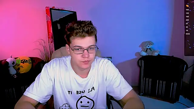 Snapshot of lucas_long_ chatting on 16, 10, 2025 lucas long online show from 16, 10, 2025