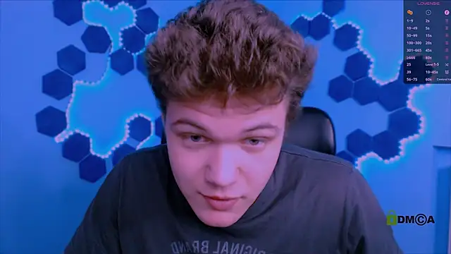 Snapshot of lucas_long_ chatting on 25, 11, 2025 lucas long online show from 25, 11, 2025