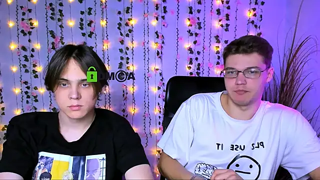 Snapshot of lucas_long_ chatting on 4, 10, 2025 lucas long online show from 4, 10, 2025