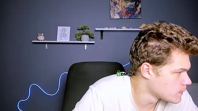 Snapshot of lucas_long_ chatting on 25, 9, 2025 lucas long online show from 25, 9, 2025