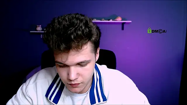 Snapshot of lucas_long_ chatting on 14, 11, 2025 lucas long online show from 14, 11, 2025