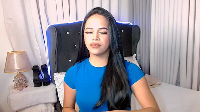 Lorainnelustts online show from 12, 10, 2025