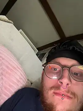 Maddyjolie online show from 27, 10, 2025