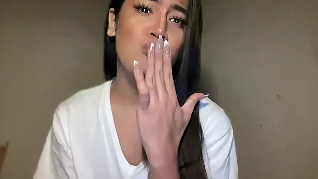 fallon empress143 online show from 10, 9, 2025