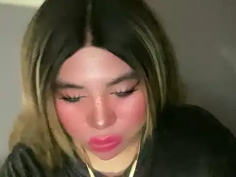 Naughtyrosecum online show from 17, 9, 2025