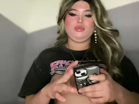 Naughtyrosecum online show from 4, 10, 2025