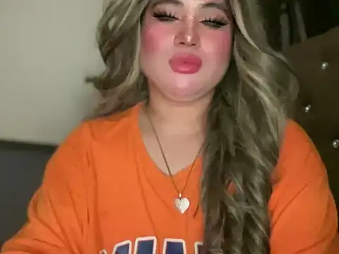 Naughtyrosecum online show from 5, 11, 2025