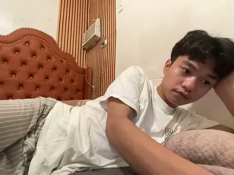 ur little secret online show from 10, 2, 2026