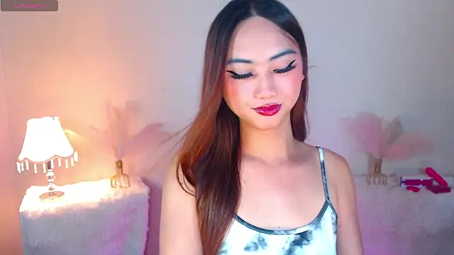 Snapshot of Kiah_Wyatt chatting on 28, 11, 2025 Kiah Wyatt online show from 28, 11, 2025