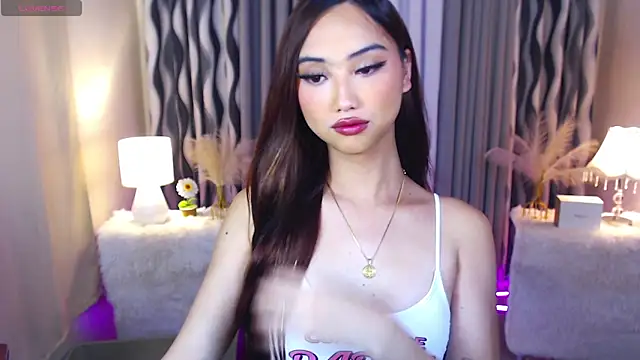 Snapshot of Kiah_Wyatt chatting on 6, 11, 2025 Kiah Wyatt online show from 6, 11, 2025