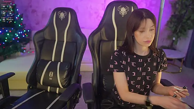 Selena Glow online show from 21, 12, 2025