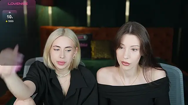 Selena Glow online show from 26, 2, 2026