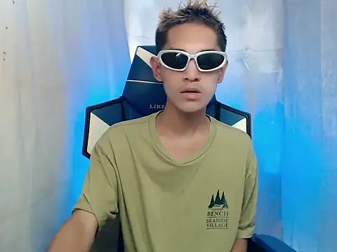 riks tyler online show from 20, 12, 2025