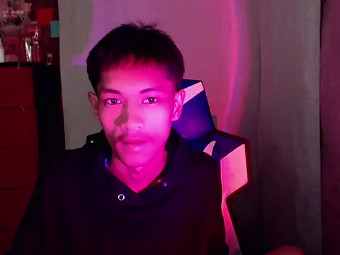 riks tyler online show from 27, 7, 2026