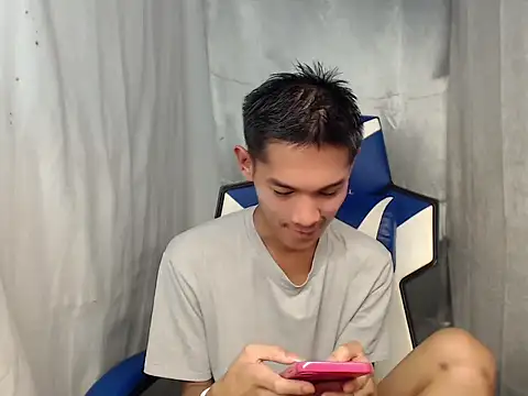 riks tyler online show from 17, 4, 2026