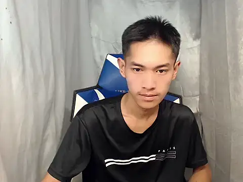 riks tyler online show from 13, 4, 2026