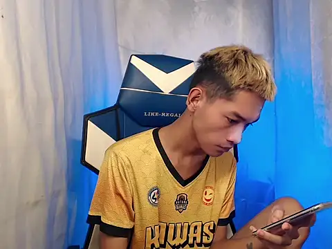 riks tyler online show from 18, 12, 2025