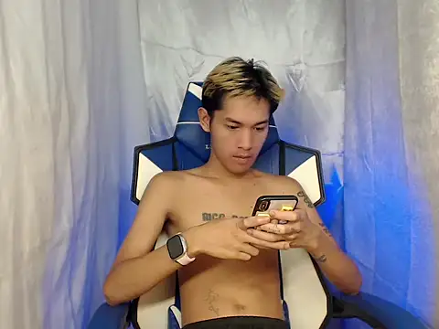 riks tyler online show from 15, 2, 2026