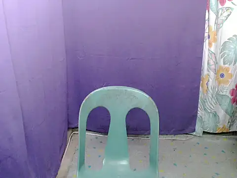 urgirljane online show from 15, 4, 2026