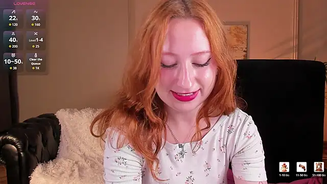 Snapshot of Violet_Griffen chatting on 15, 7, 2026 Violet Griffen online show from 15, 7, 2026