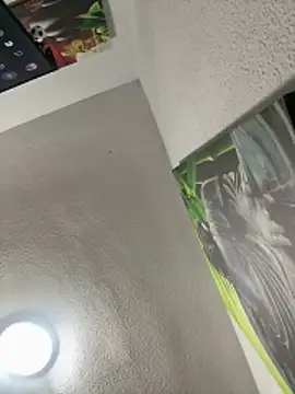 aavrdvh33 online show from 18, 3, 2026