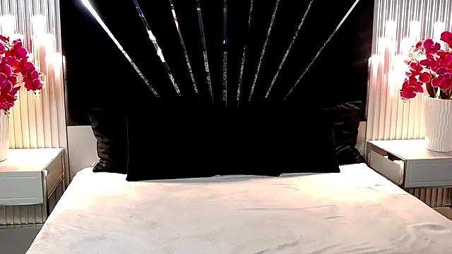 KenyaCruz online show from 2, 12, 2025