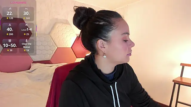 ArielleWilde online show from 4, 11, 2025