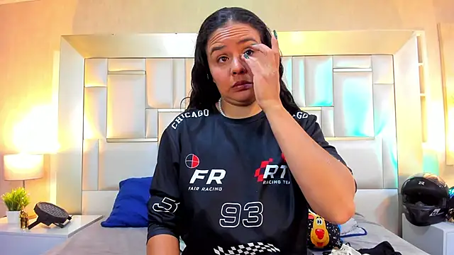 ArielleWilde online show from 8, 1, 2026