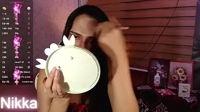 TssluttyNikka online show from 6, 11, 2025