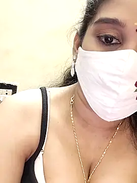 Snapshot of amelia-rani chatting on 7, 2, 2026 amelia-rani online show from 7, 2, 2026