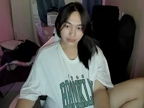 Snapshot of Seductive_lorie chatting on 19, 6, 2026 Seductive lorie online show from 19, 6, 2026
