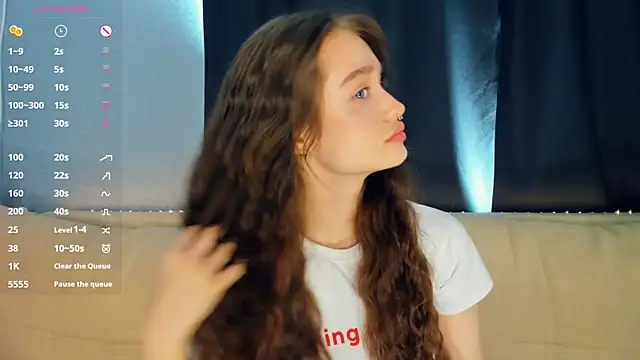 Snapshot of lovelyalivia chatting on 1, 4, 2026 lovelyalivia online show from 1, 4, 2026