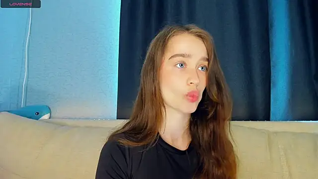 lovelyalivia online show from 12, 5, 2026