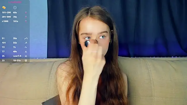 lovelyalivia online show from 23, 4, 2026